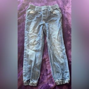 Kids boy Kids headquarters size 5 jeans